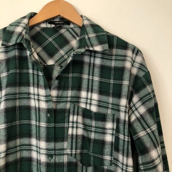 FOREVER 21 Green White Black Plaid Cotton Blend Flannel Button Down Shirt Small - Picture 4 of 8
